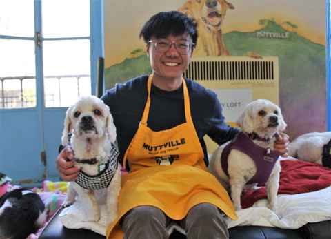 Charlie Brown & Snowman